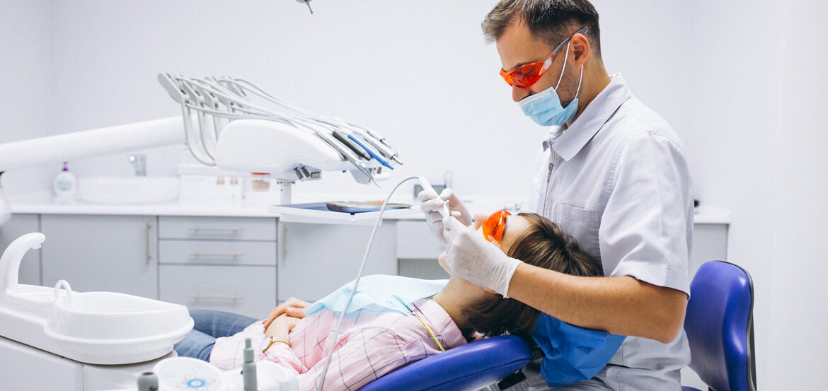 Woman patient dentist 002